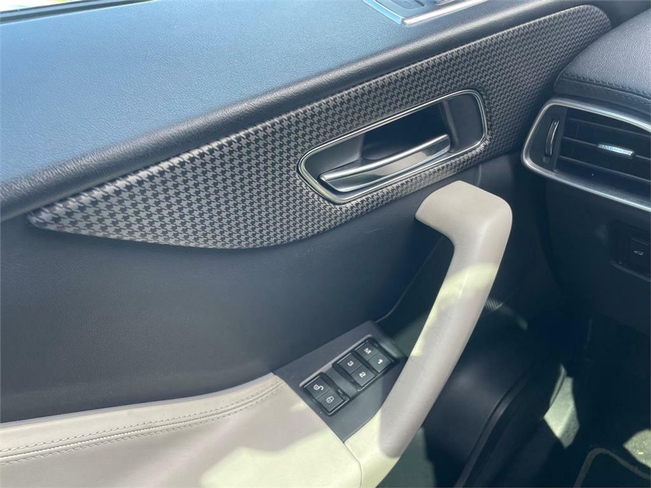 Jaguar F-Pace 3.0L TDV6 AWD Automático S - Foto 2