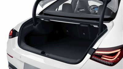 Mercedes CLA 180 AMG Line (EURO 6d)