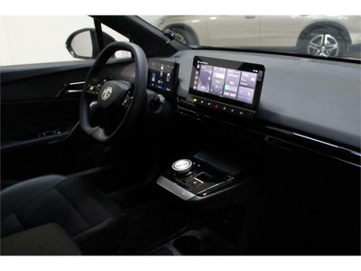 MG MG4 64kWh Luxury