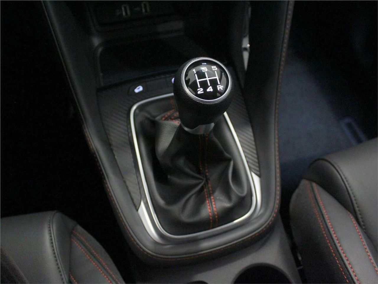 MG ZS 1.5 Luxury - Foto 2
