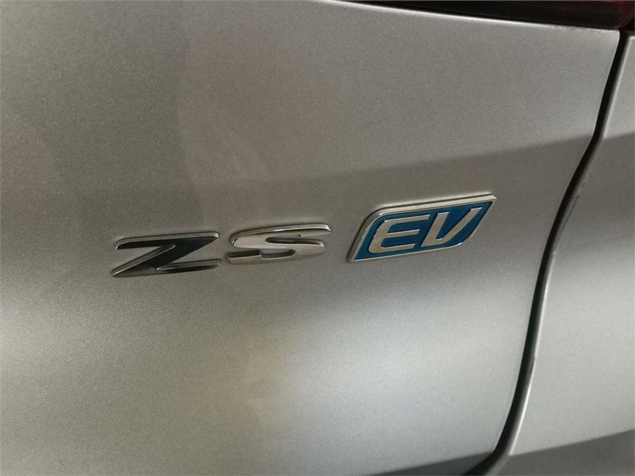 MG ZS EV Luxury Long Range OBC 6,6KW - Foto 2