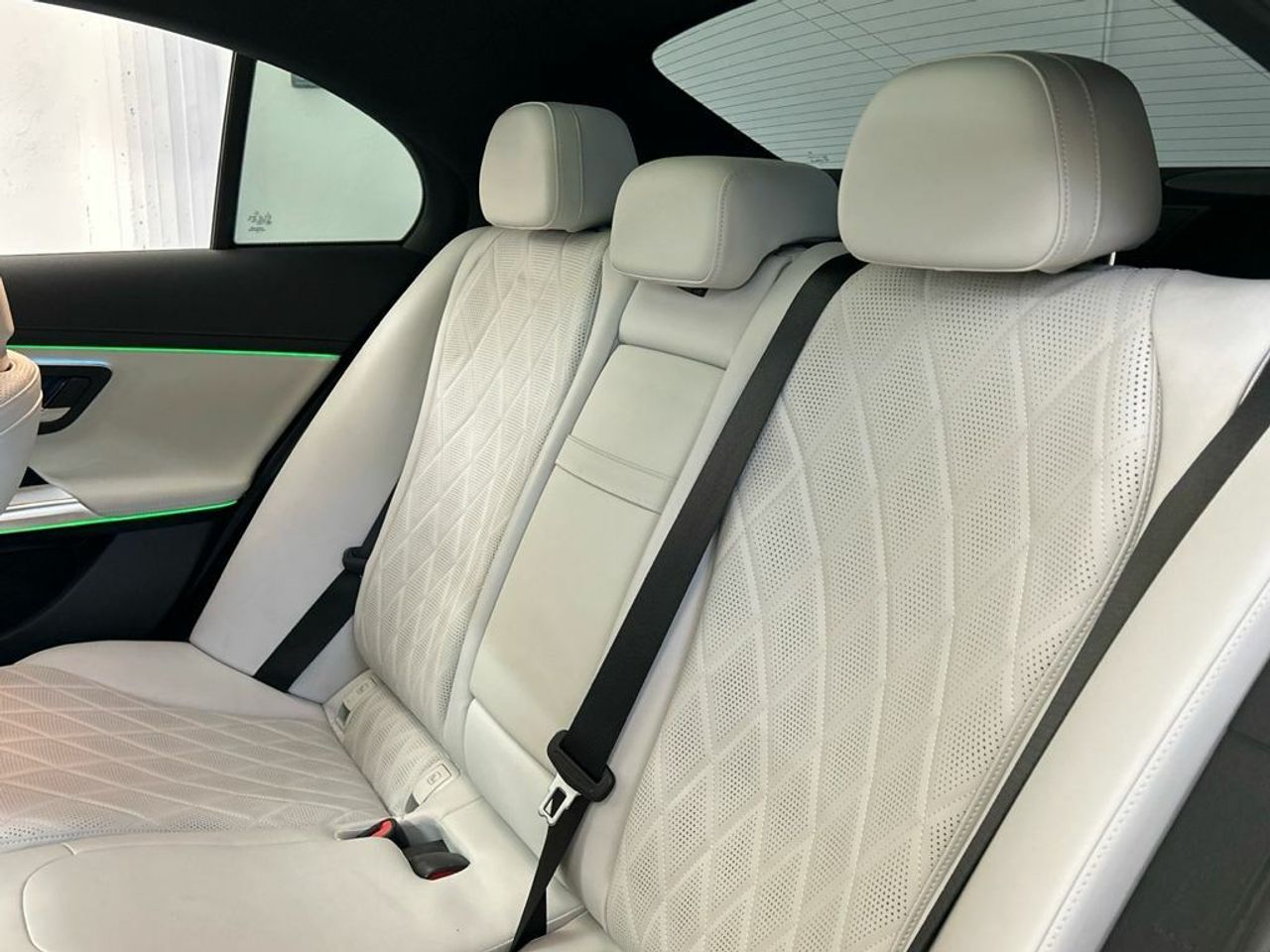 Mercedes Clase E 220 d berlina - Foto 2