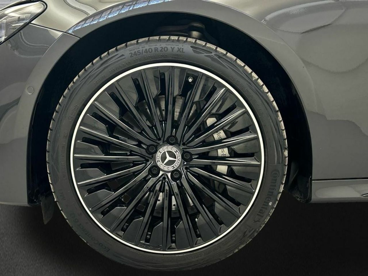 Mercedes Clase E 220 d berlina - Foto 2