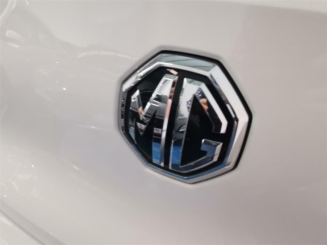MG ZS 1.5 Luxury - Foto 2