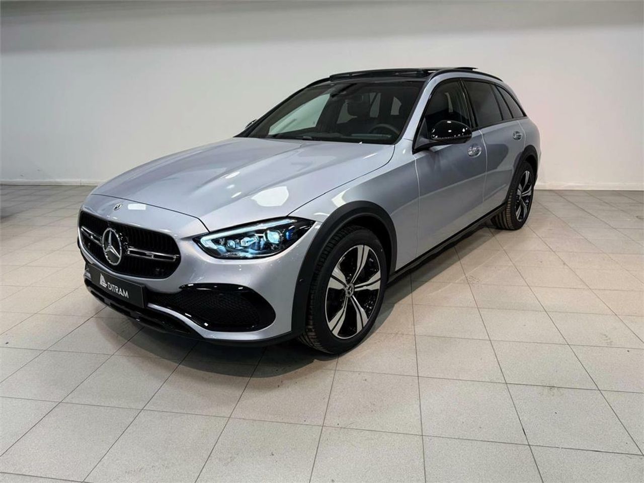 Mercedes Clase C 220 d 4MATIC All-Terrain Estate - Foto 2