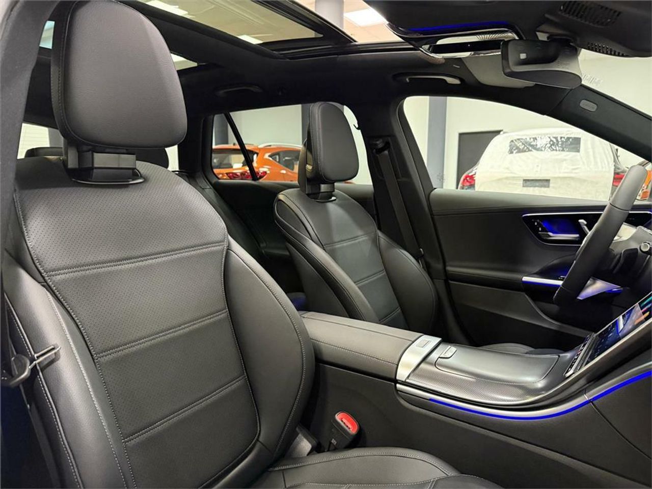 Mercedes Clase C 220 d 4MATIC All-Terrain Estate - Foto 2