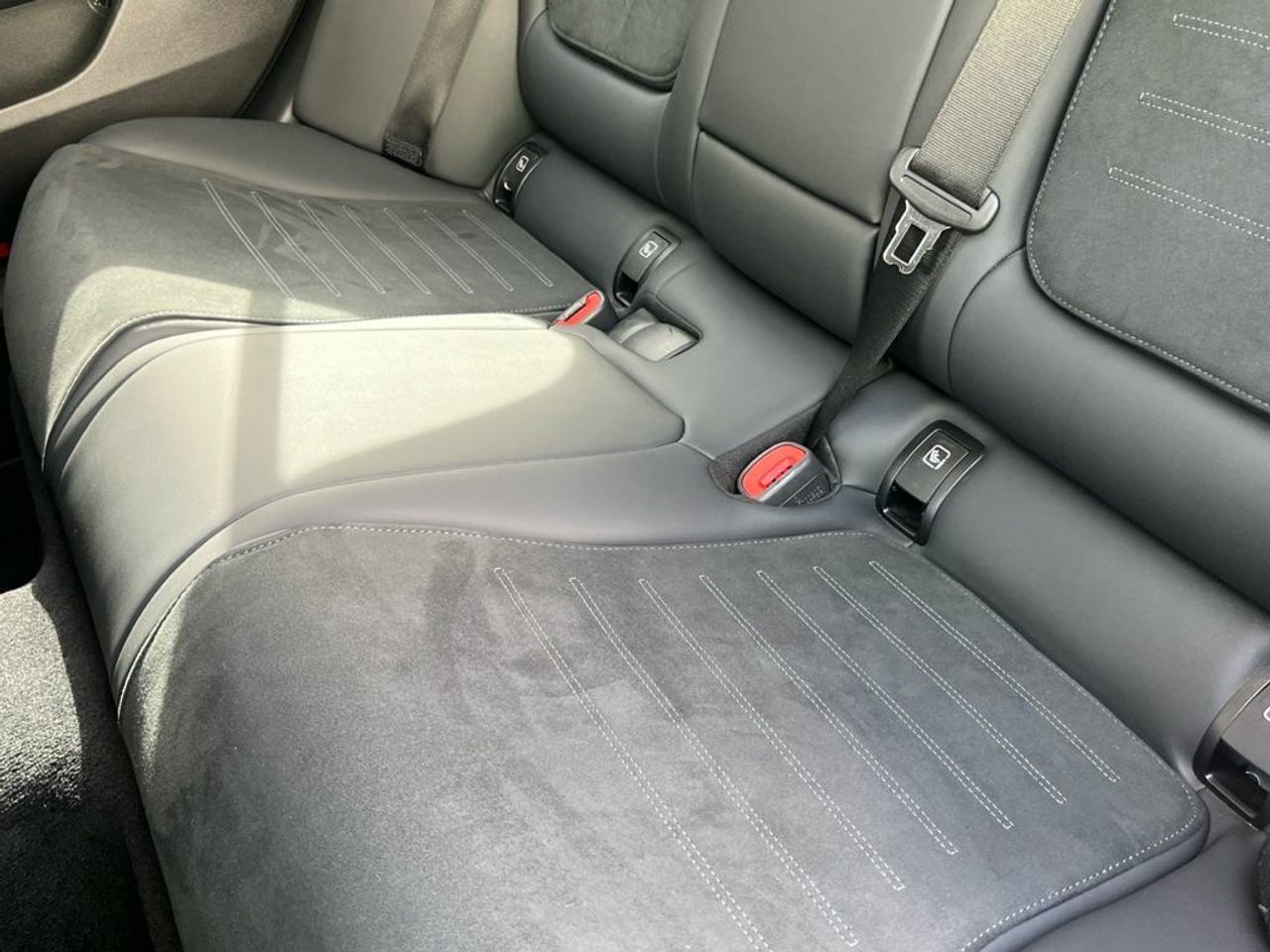 Mercedes Clase C 300 d e Berlina - Foto 2