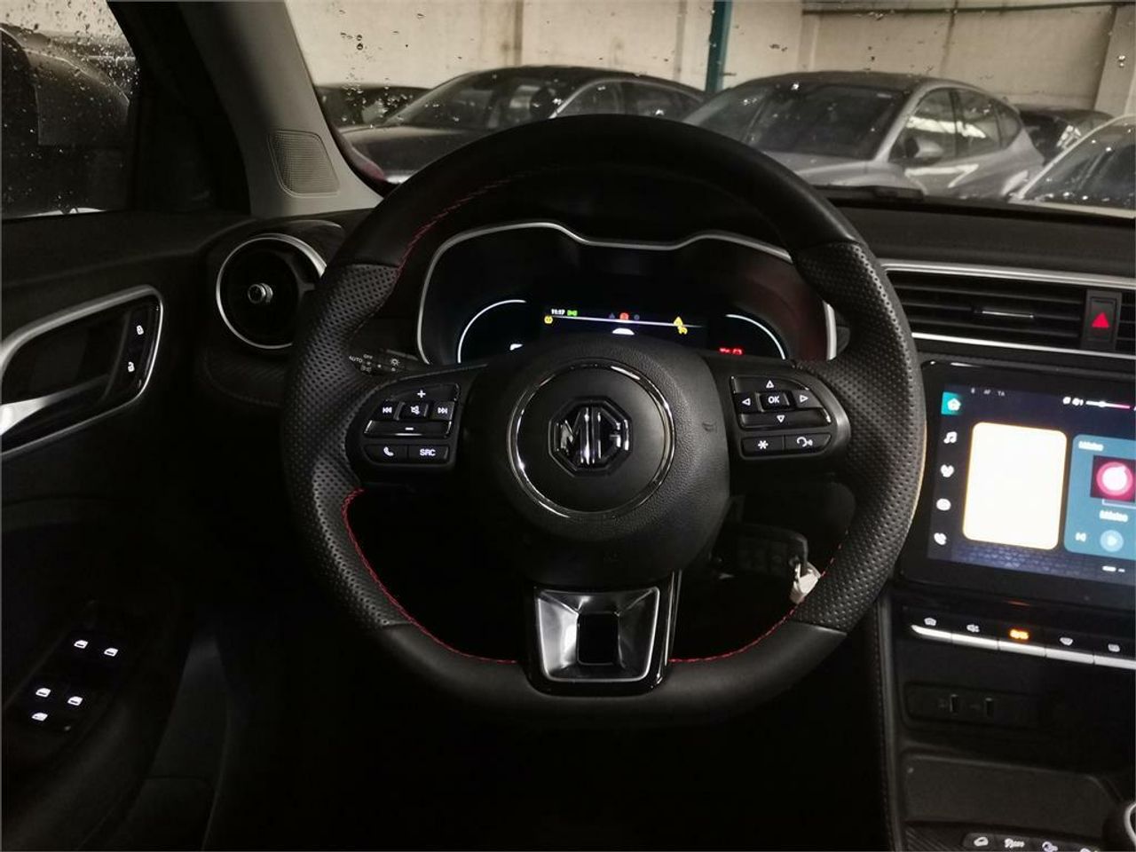 MG ZS 1.5 Luxury - Foto 2