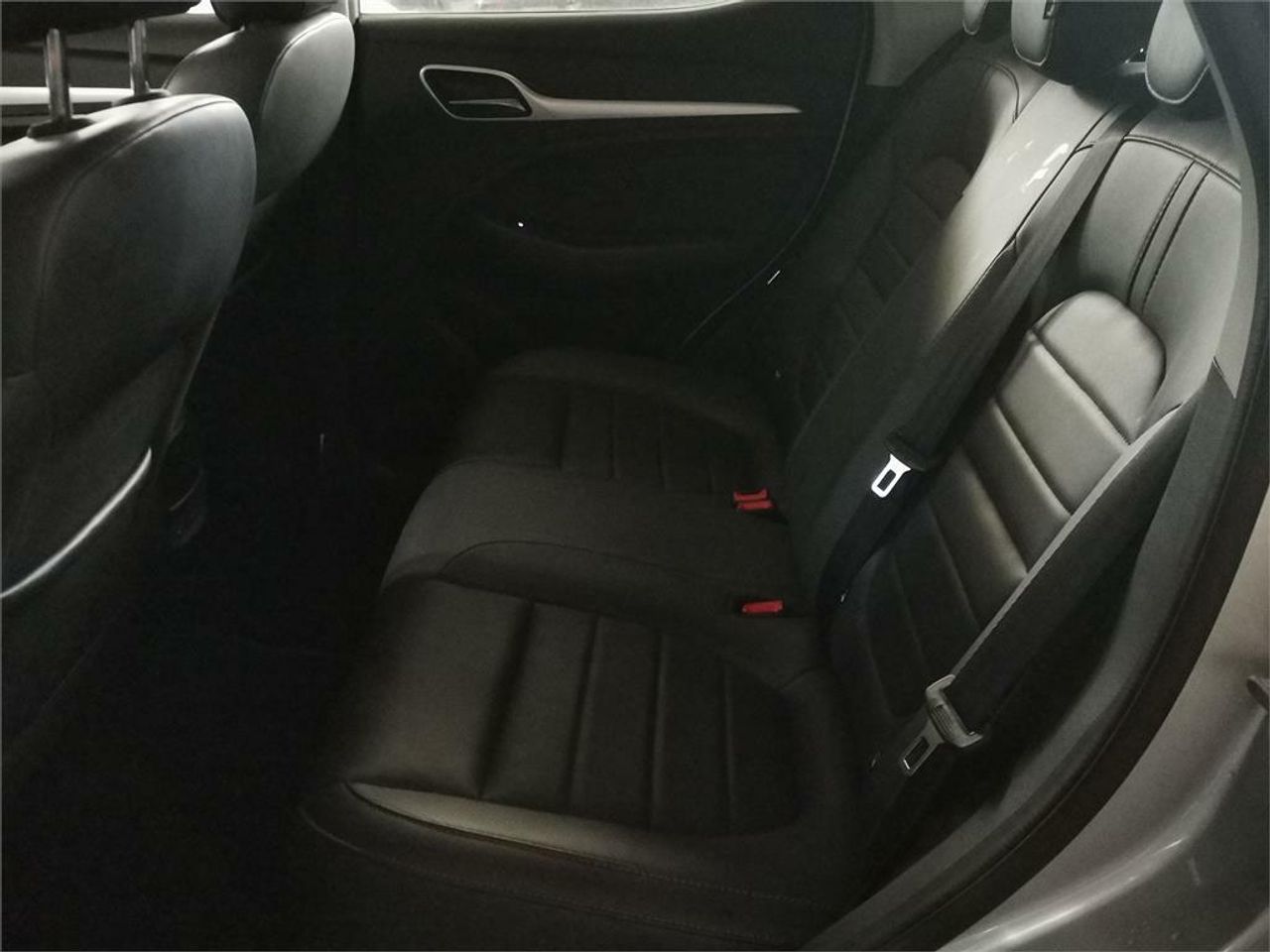 MG ZS 1.5 Luxury - Foto 2