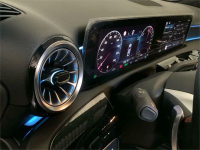 Mercedes Clase A 250 e Sedán