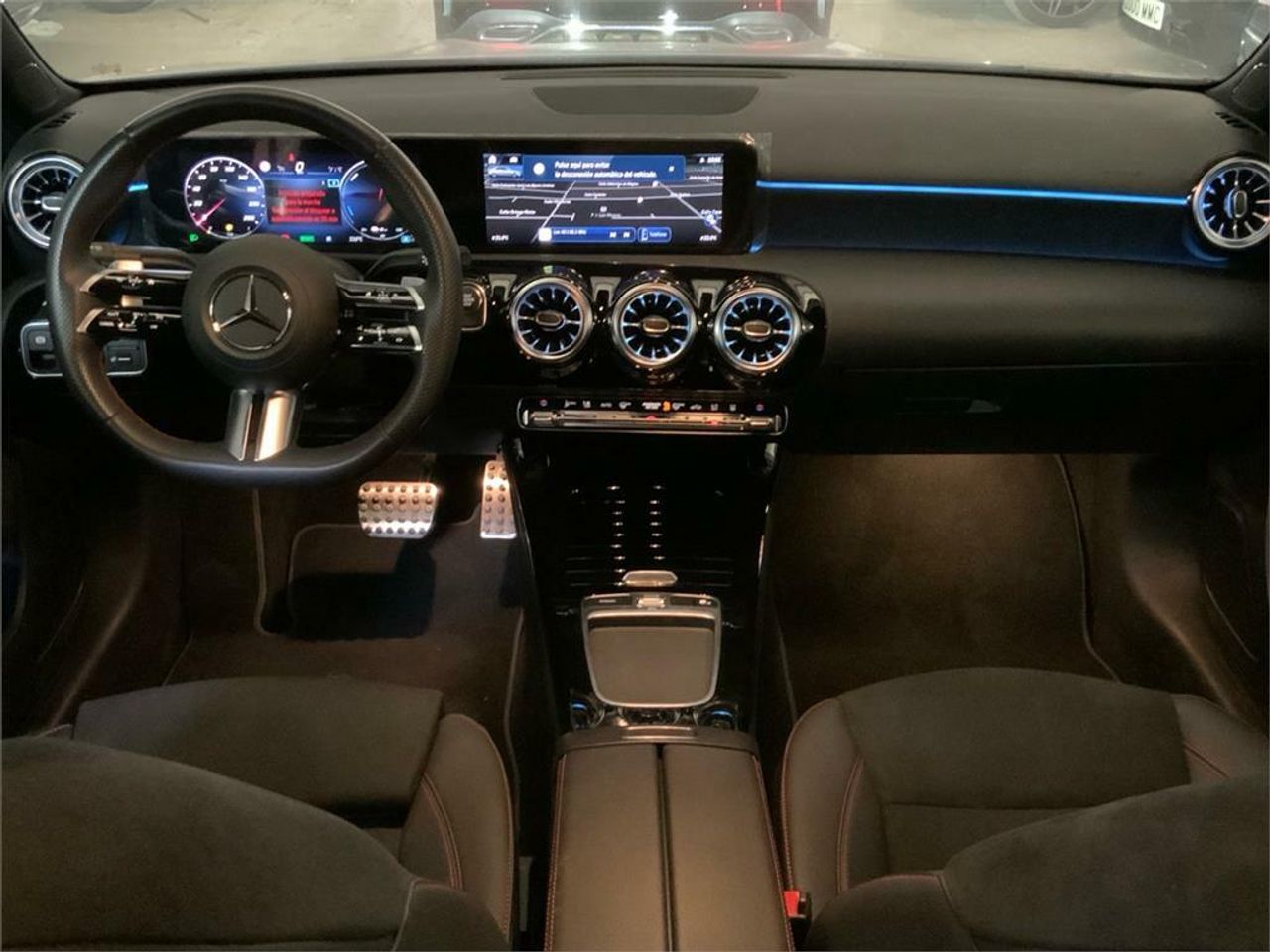 Mercedes Clase A 250 e Sedán - Foto 2