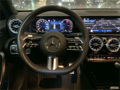 Mercedes Clase A 250 e Sedán