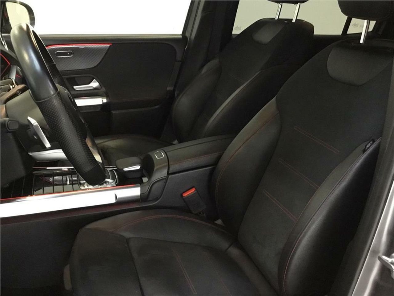 Mercedes Clase GLB 2.0 GLB 200 D DCT 110KW (150CV) - Foto 2