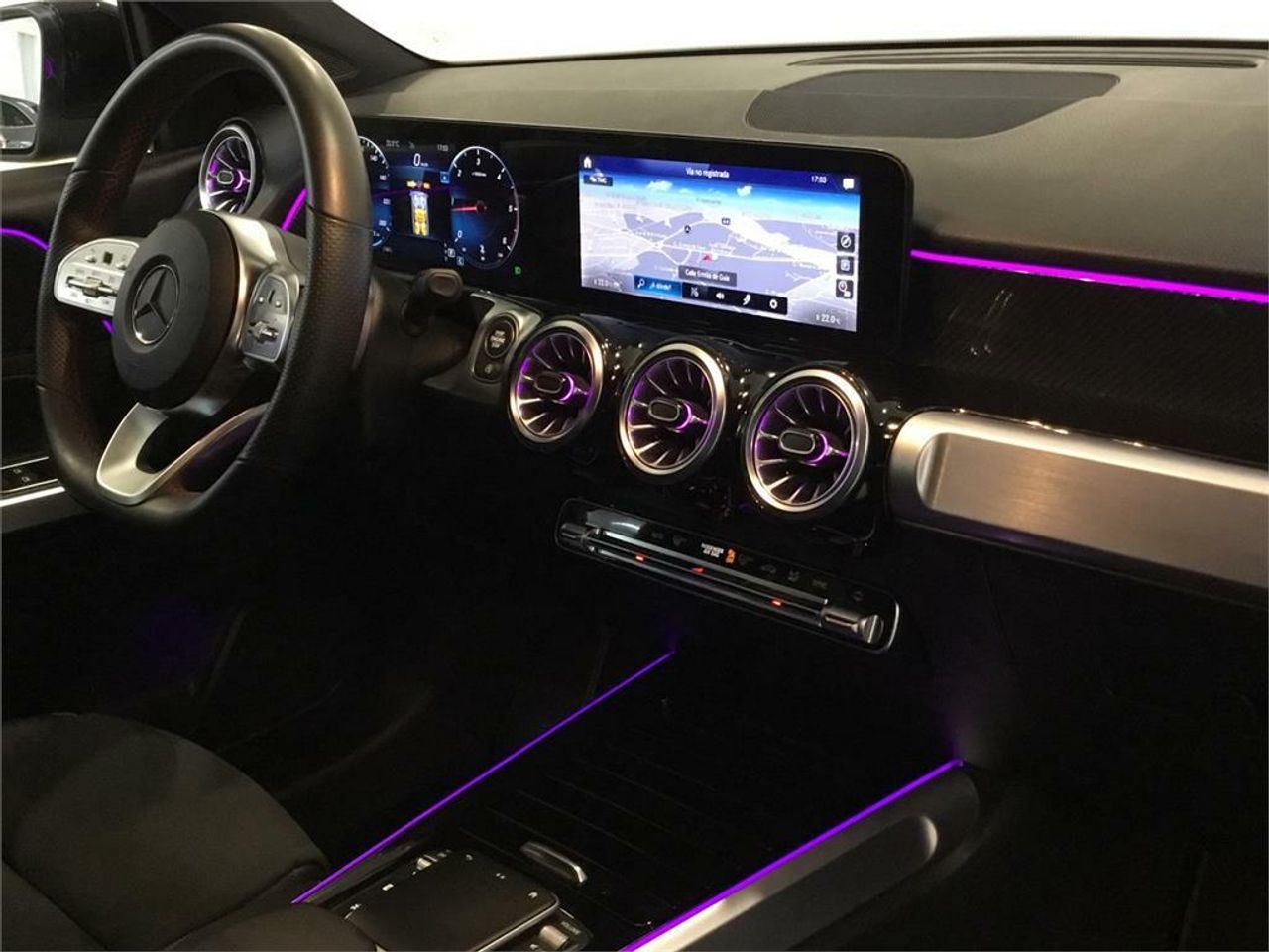 Mercedes Clase GLB 2.0 GLB 200 D DCT 110KW (150CV) - Foto 2