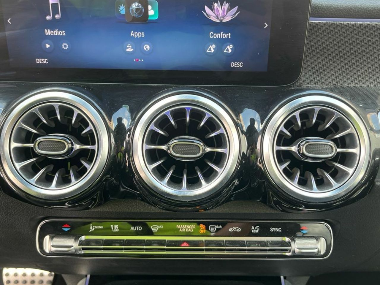 Mercedes Clase GLB 200 d 4MATIC - Foto 2