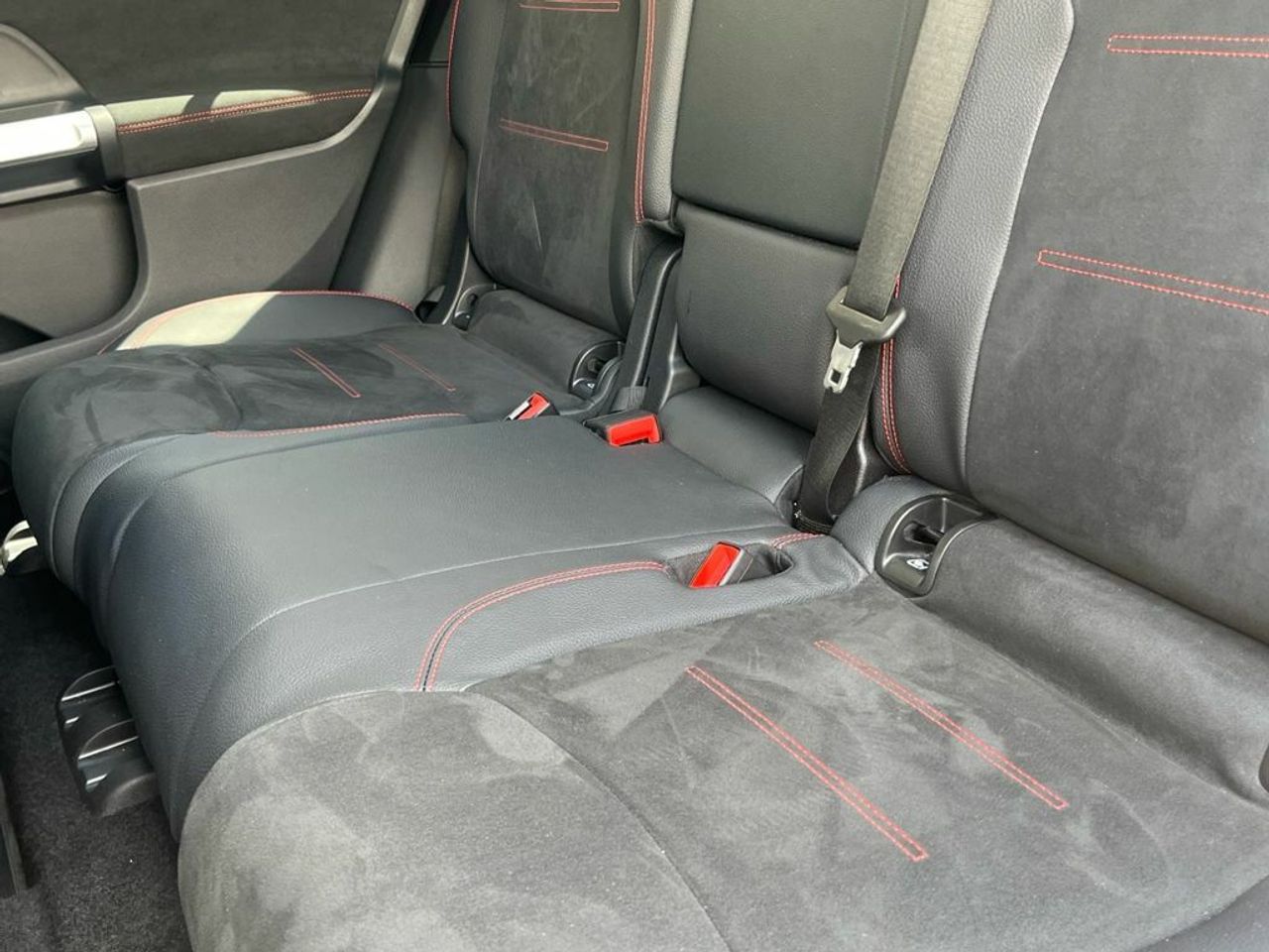 Mercedes Clase GLB 200 d 4MATIC - Foto 2