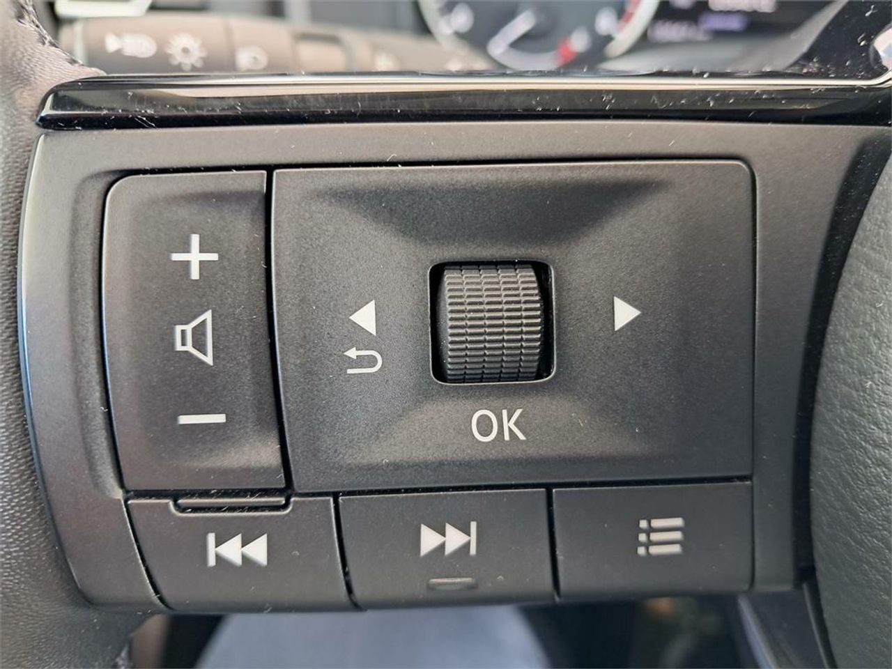 Nissan Qashqai DIG-T 103kW (140CV) mHEV 4x2 Acenta - Foto 2