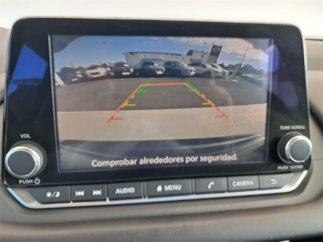 Nissan Qashqai DIG-T 103kW (140CV) mHEV 4x2 Acenta - Foto 2