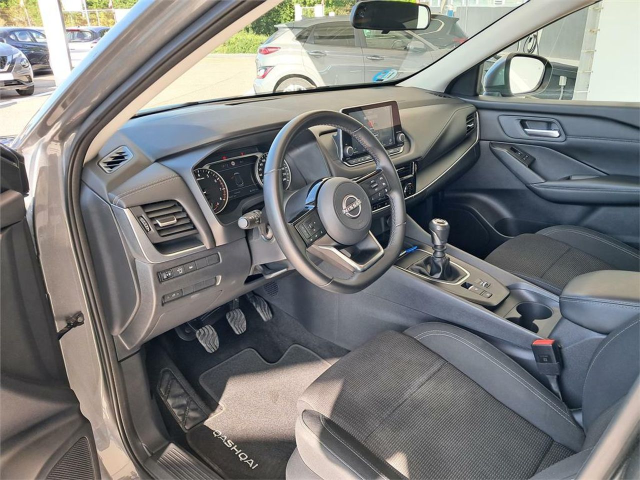 Nissan Qashqai DIG-T 103kW (140CV) mHEV 4x2 Acenta - Foto 2