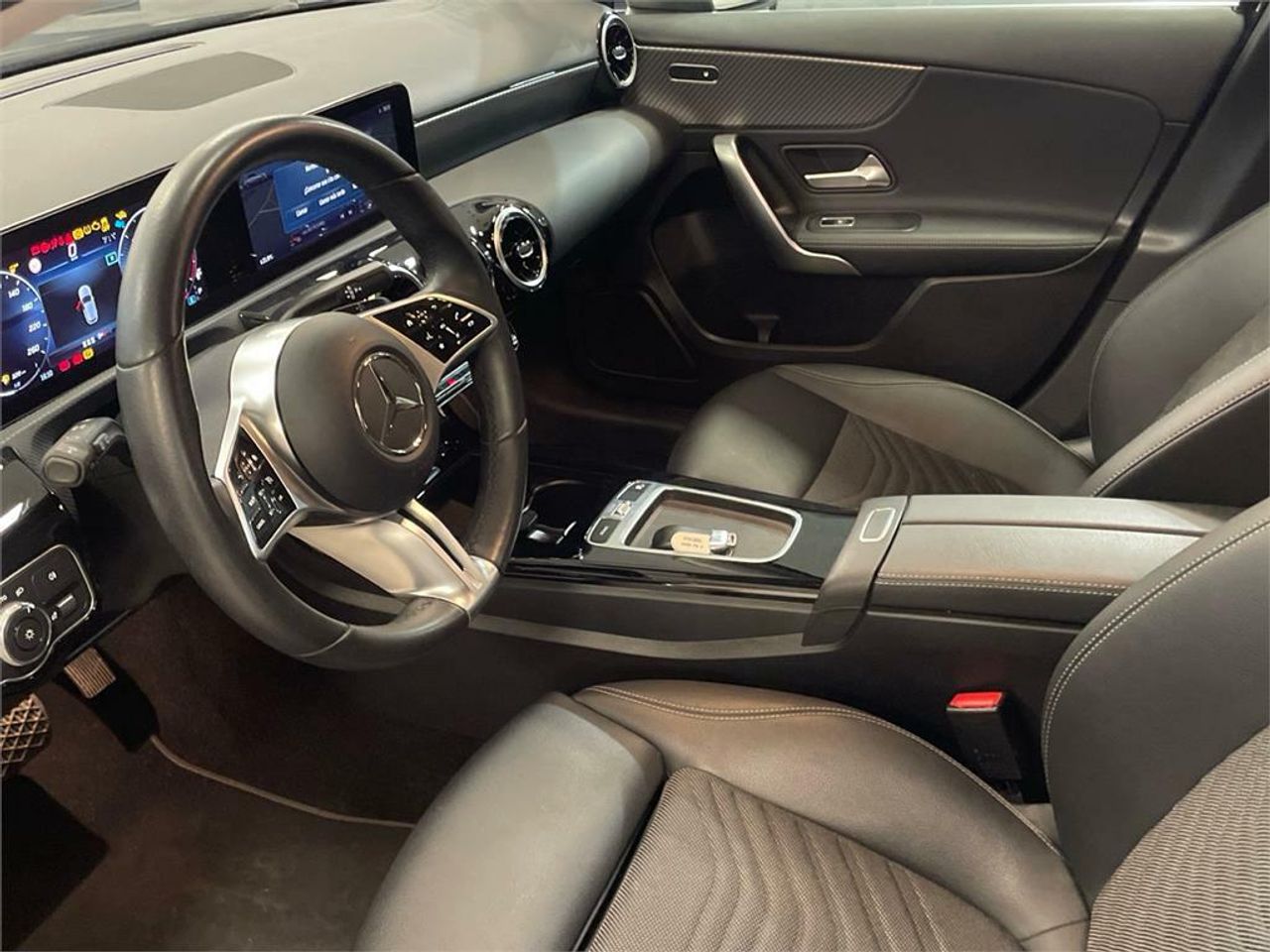 Mercedes Clase A 180 d - Foto 2