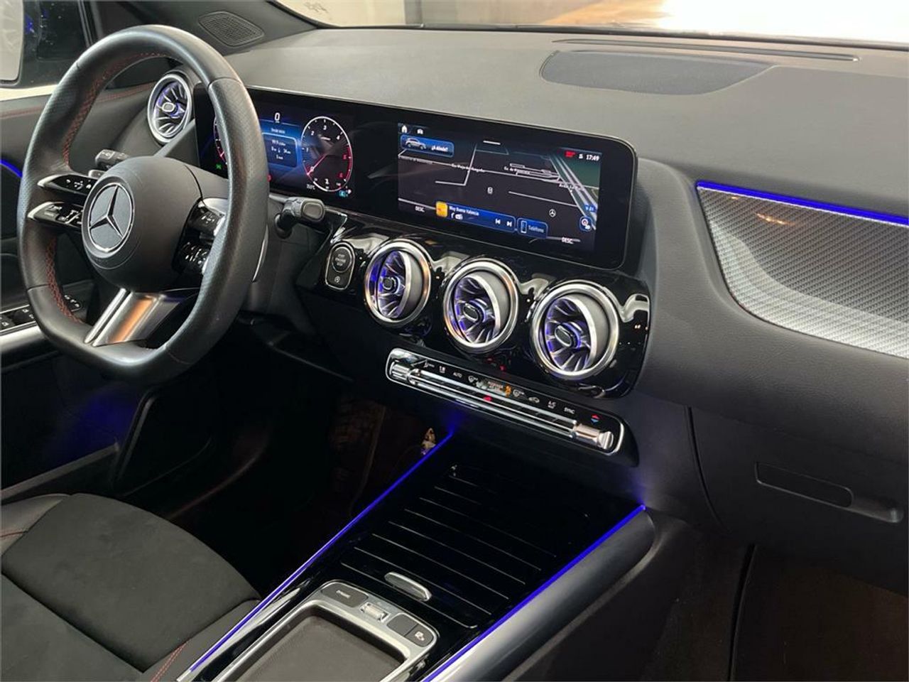 Mercedes GLA 200 d - Foto 2