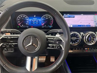 Mercedes GLA 200 AMG Line (EURO 6d)