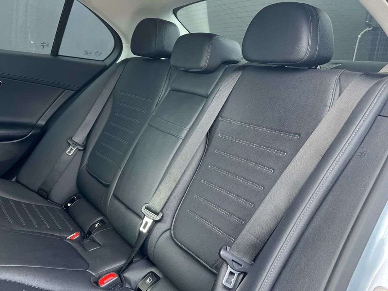 Mercedes Clase C 300 d e Berlina - Foto 2