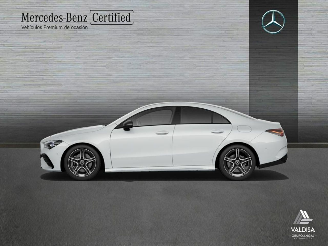 mercedes cla 2024 / foto grande (3)