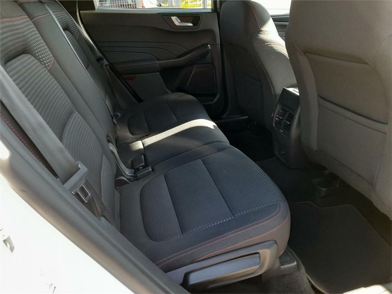 Ford Kuga ST-Line 1.5T EcoBoost 110kW (150CV) - Foto 2