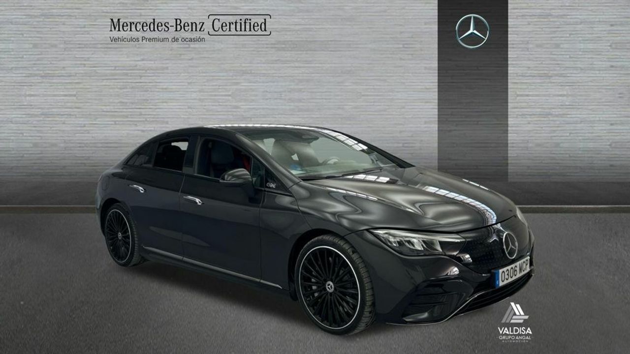 mercedes eqe 2022 / foto grande (3)