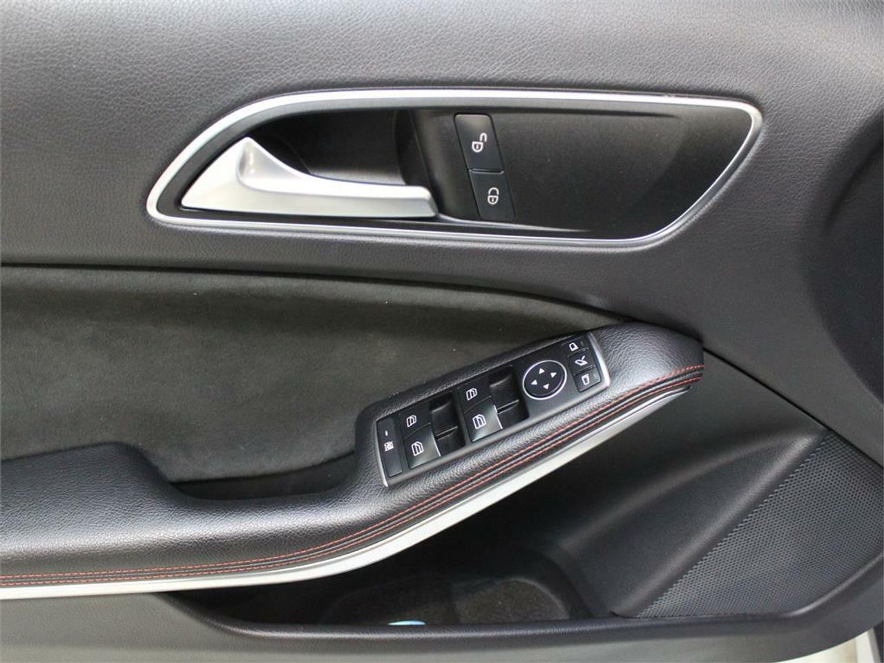 Mercedes GLA 220 d AMG Line - Foto 2