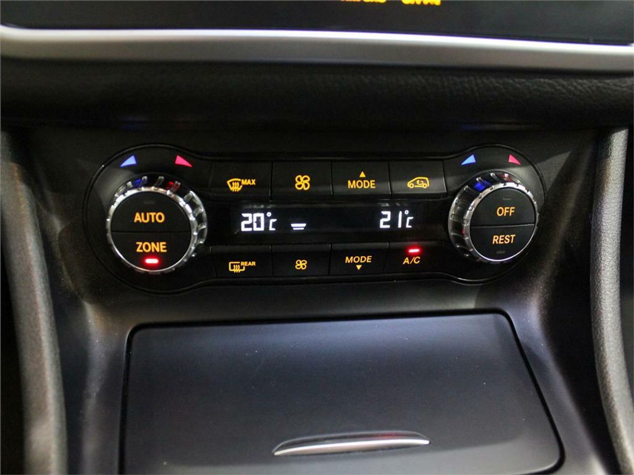 Mercedes GLA 220 d AMG Line - Foto 2