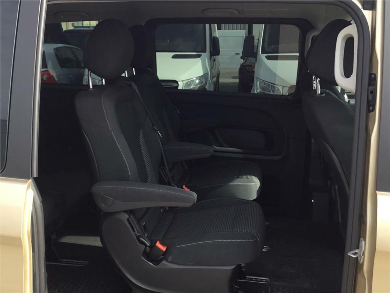 Mercedes Clase V 220 d Style Largo - Foto 2