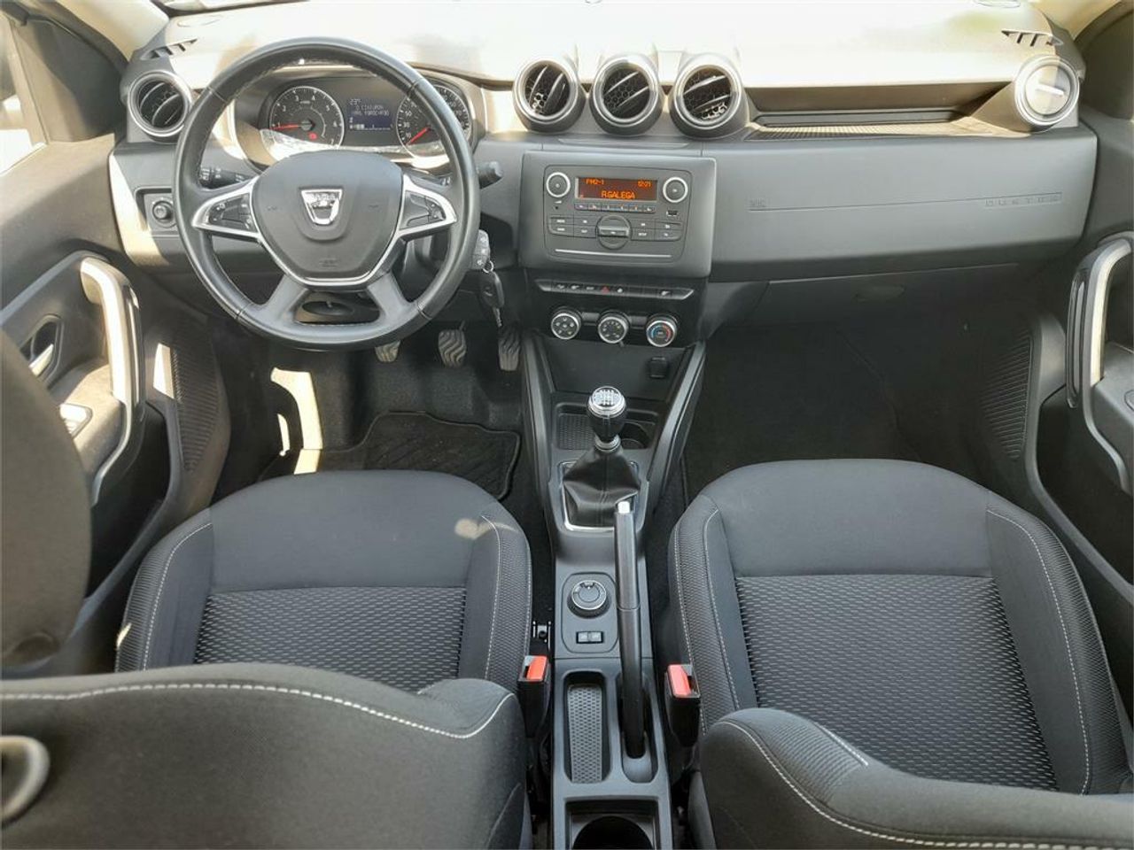 Dacia Duster Essential Blue dCi 85kW (115CV) 4X4 - Foto 2