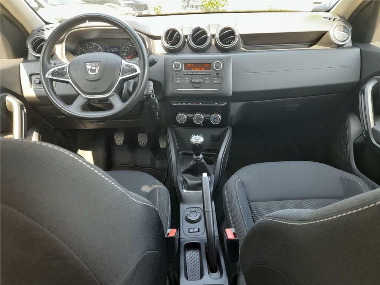 Dacia Duster Essential Blue dCi 85kW (115CV) 4X4 - Foto 2