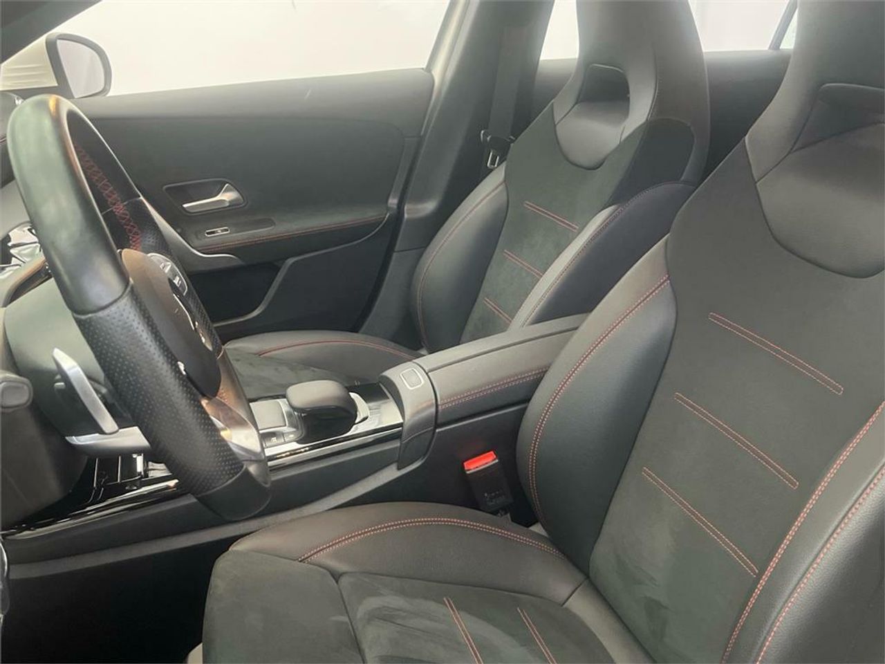 Mercedes Clase A 200 d AMG Line (EURO 6d) - Foto 2