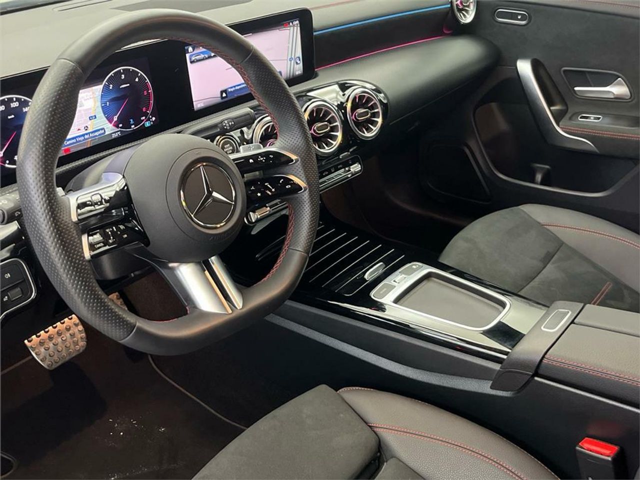 Mercedes CLA 200 d Shooting Brake - Foto 2