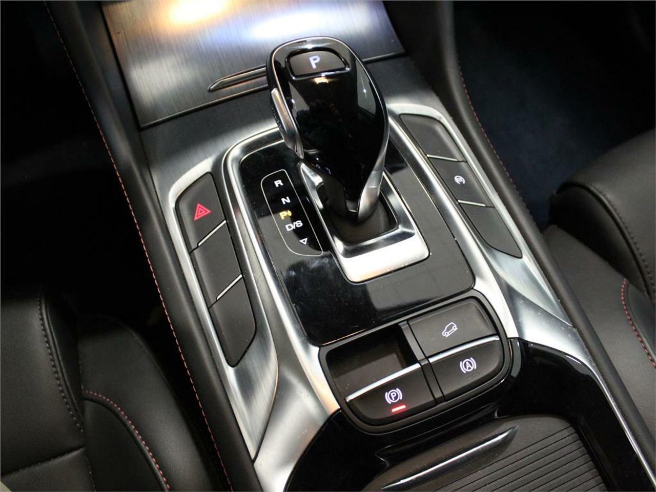 MG HS 1.5T Comfort DCT - Foto 2