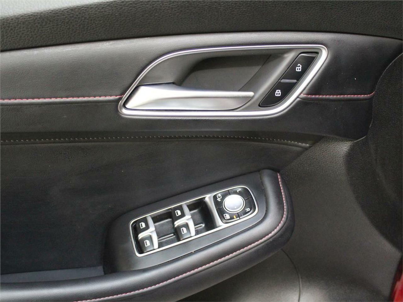 MG HS 1.5T Comfort DCT - Foto 2