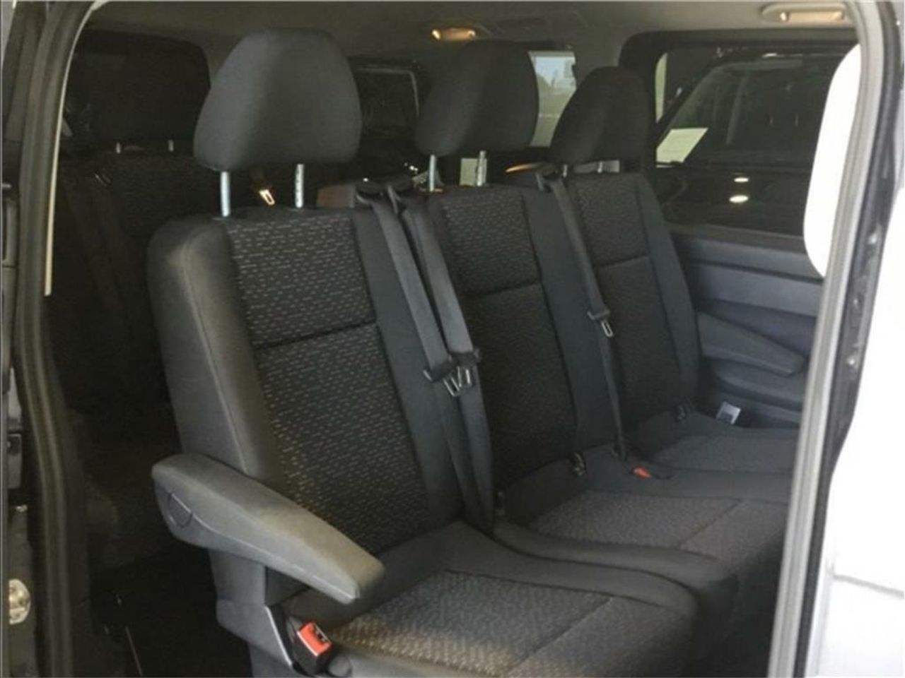 Mercedes Vito 116CDI AT 120kW Tourer Pro Larga - Foto 2