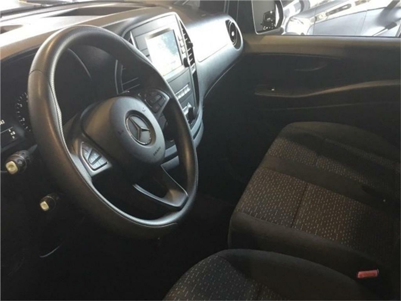 Mercedes Vito 116CDI AT 120kW Tourer Pro Larga - Foto 2