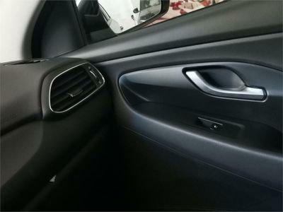 Hyundai i30 1.5 DPI Essence