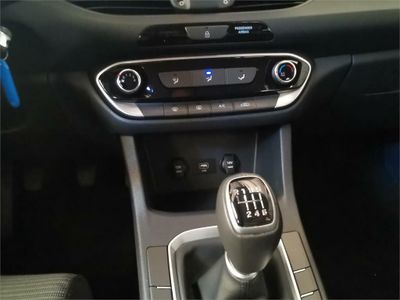 Hyundai i30 1.5 DPI Essence