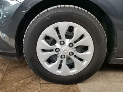 Hyundai i30 1.5 DPI Essence
