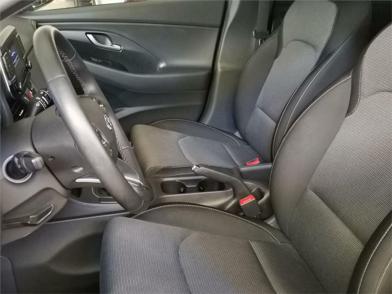 Hyundai i30 1.5 DPI Essence - Foto 2