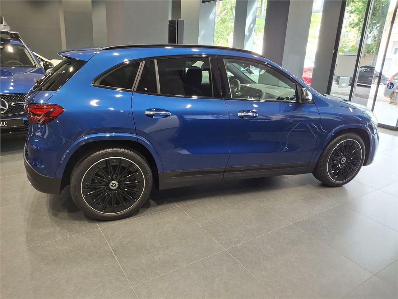 mercedes gla 2025 / foto grande (2)