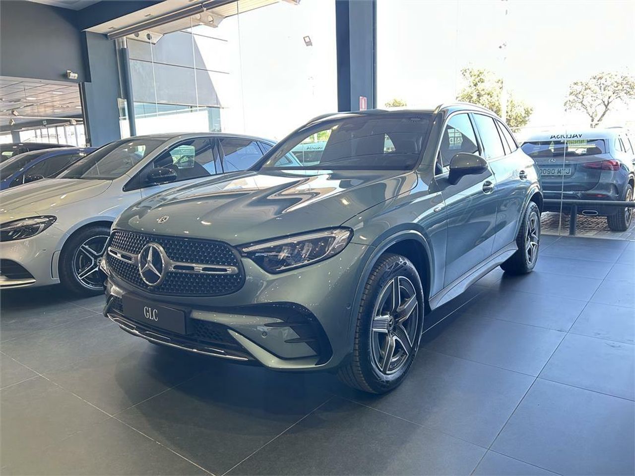 mercedes glc 2025 /