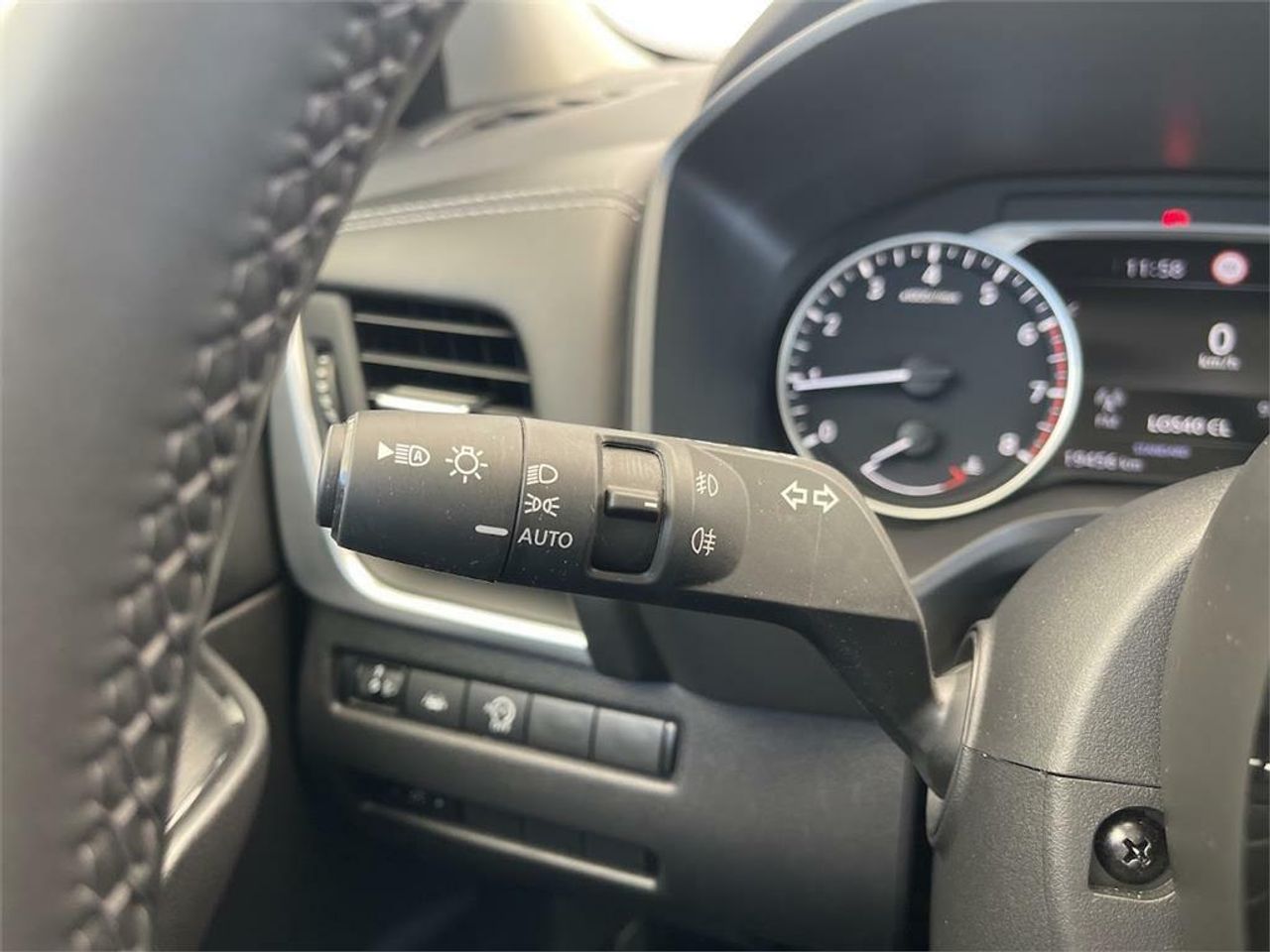 Nissan Qashqai DIG-T 103kW (140CV) mHEV 4x2 Acenta - Foto 2