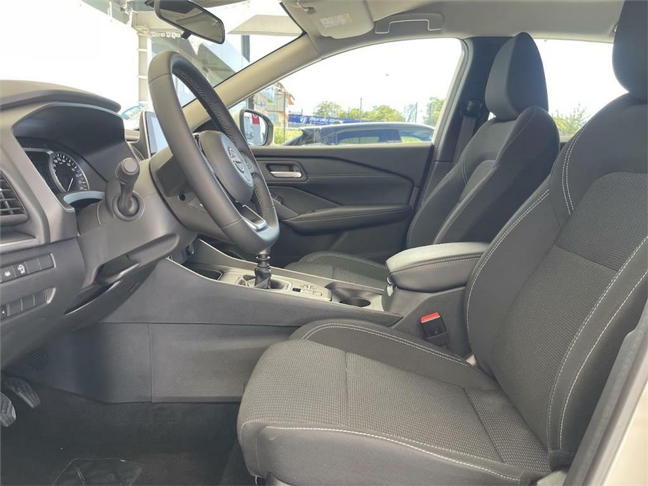 Nissan Qashqai DIG-T 103kW (140CV) mHEV 4x2 Acenta - Foto 2