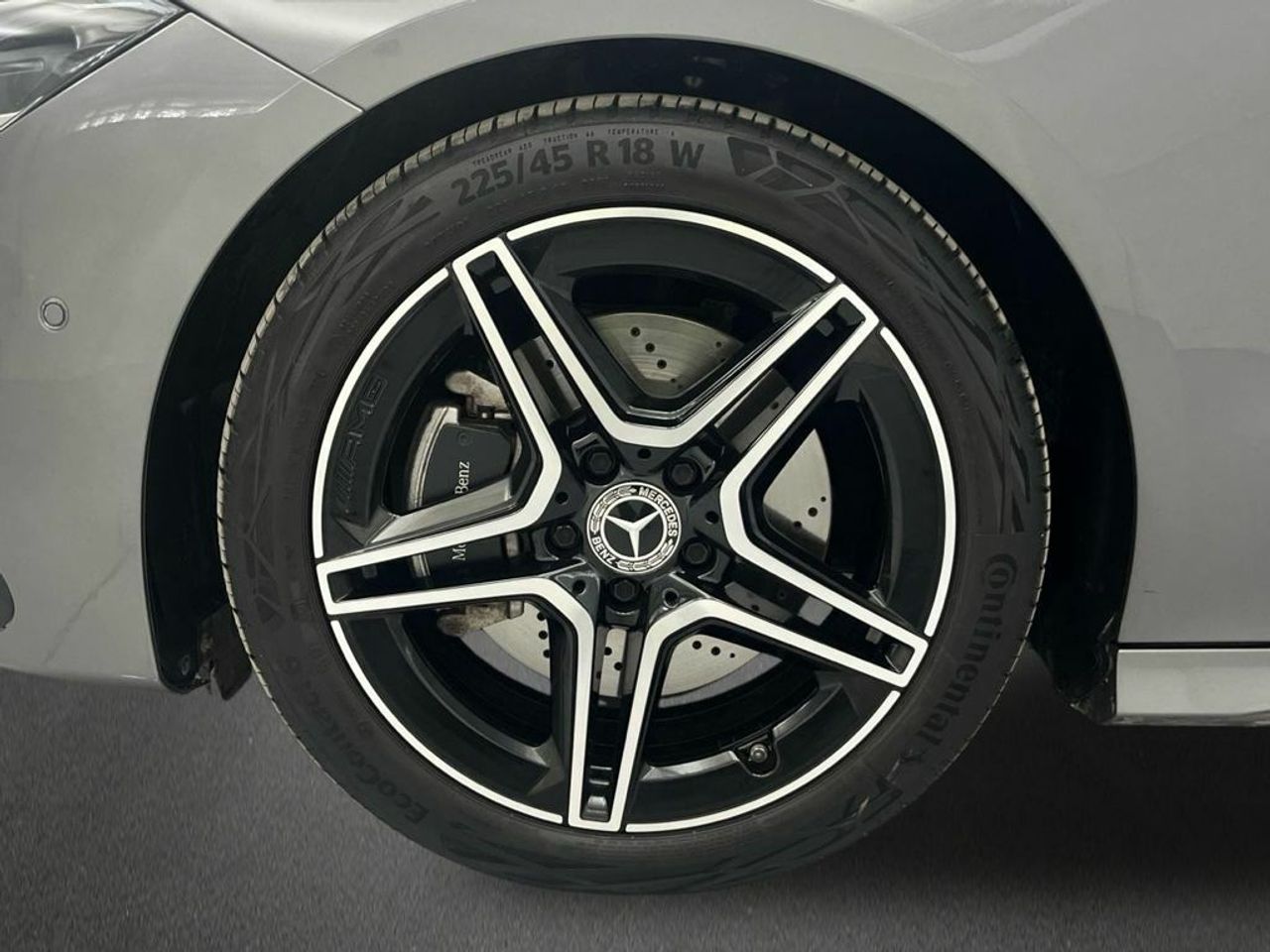 Mercedes CLA 200 d Shooting Brake - Foto 2